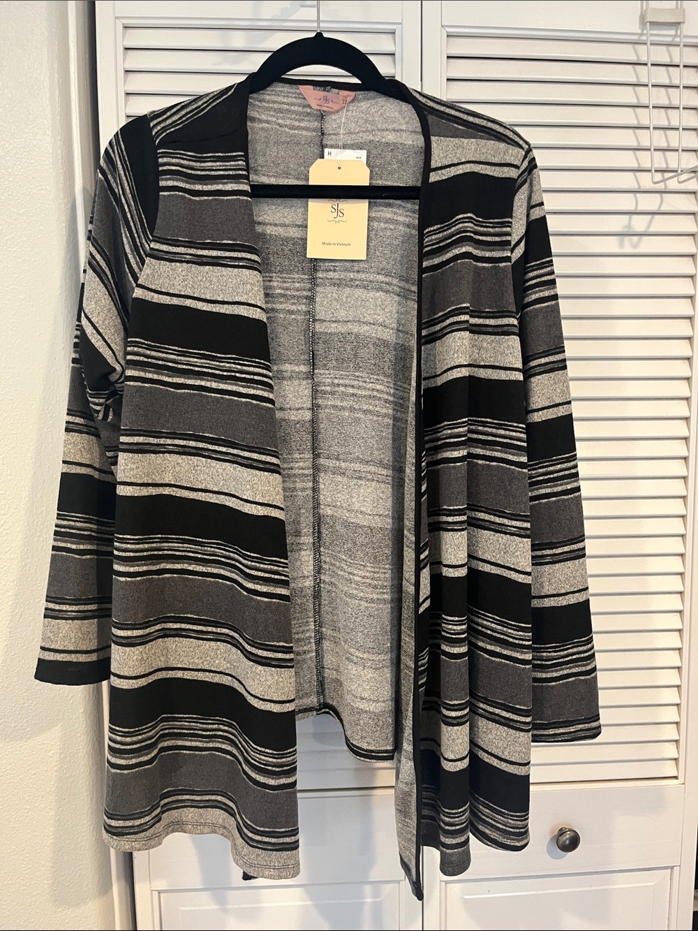 Striped Open Front Sweater  black/white/gray - 2X  NWT